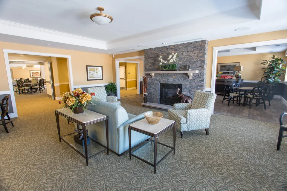 Gardens at Ocotillo Senior Living, photo 3 of 18