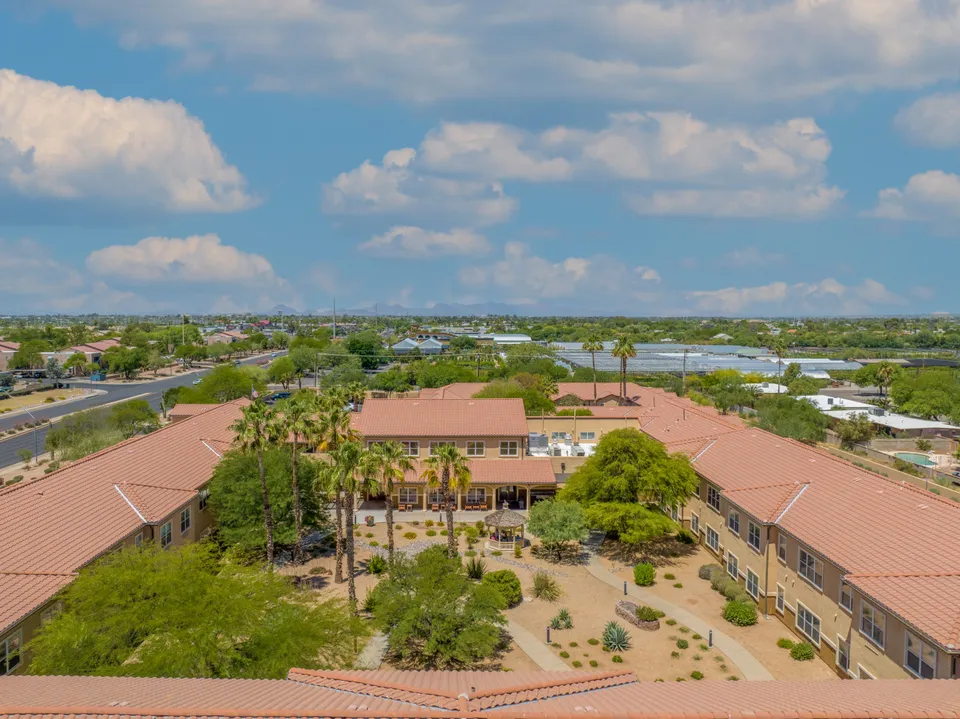Sierra Del Sol Senior Living, photo 13 of 40