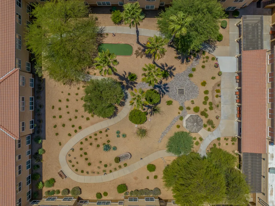 Sierra Del Sol Senior Living, photo 14 of 40