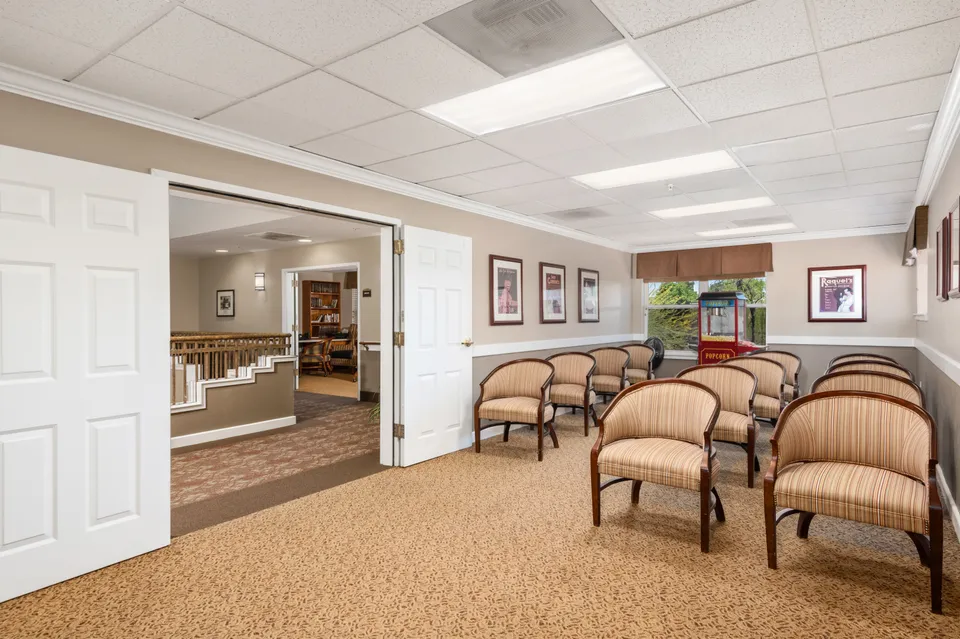 Sierra Del Sol Senior Living, photo 21 of 40