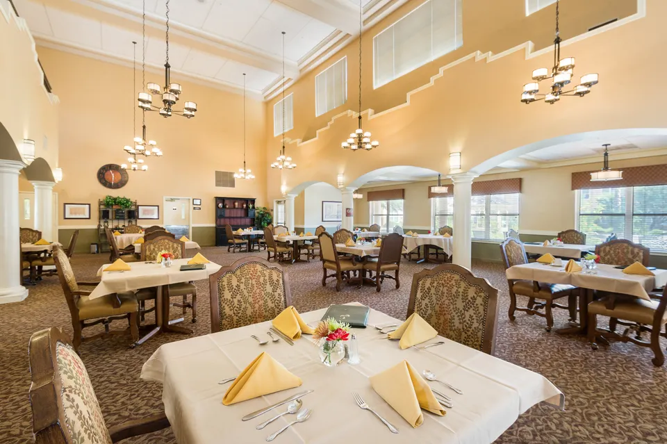 Sierra Del Sol Senior Living, photo 22 of 40
