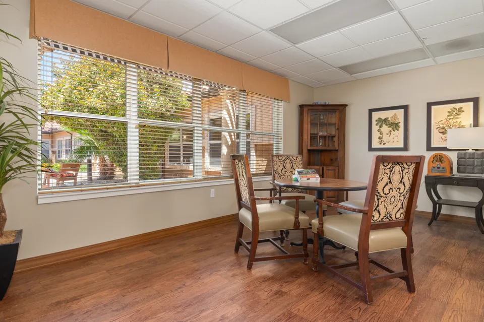 Sierra Del Sol Senior Living, photo 32 of 40