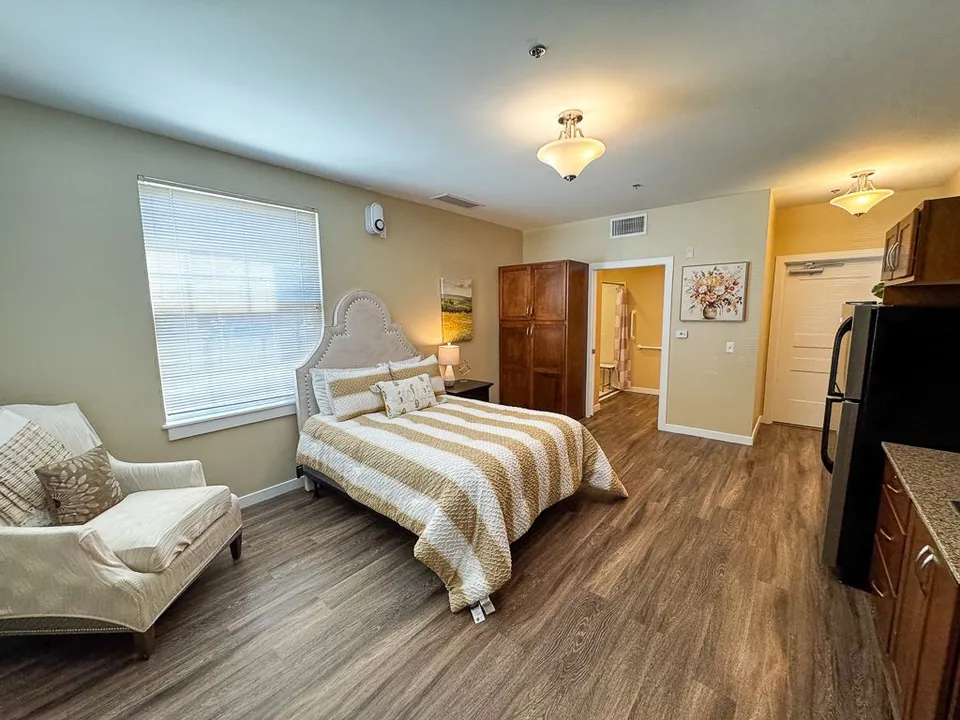Orchard Pointe at Glendale, photo 2 of 40