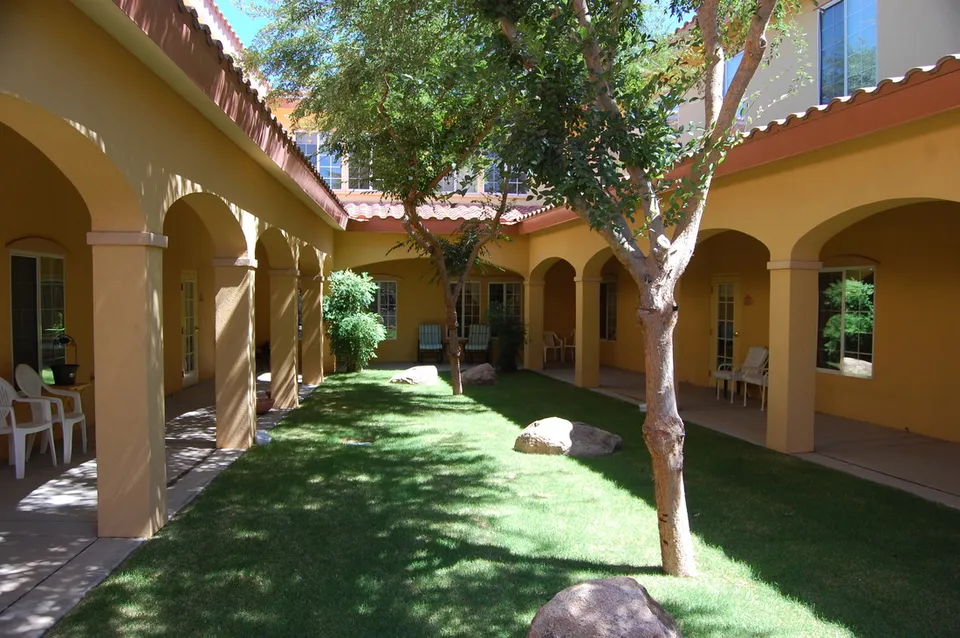 Pennington Gardens, photo 2 of 18