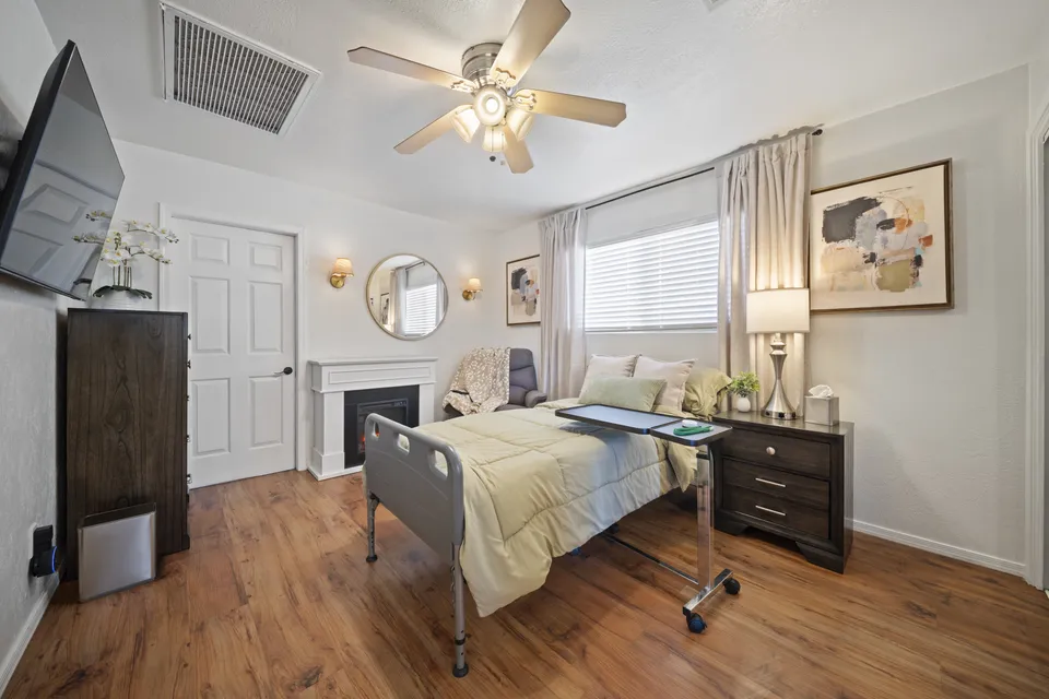 Auburn Court Assisted Living, photo 20 of 21